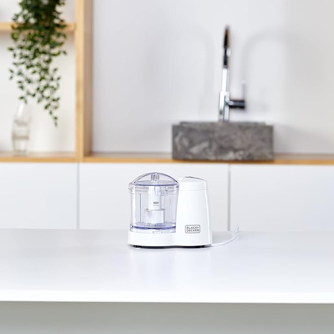 Black + Decker Mini Chopper – Model CS350-B5 - SouqNoir